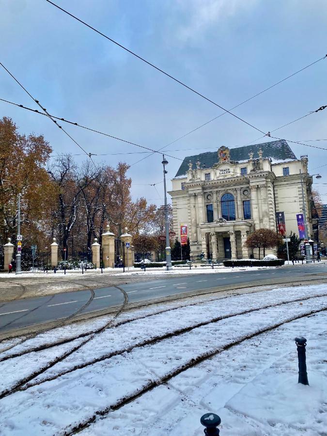 Апартаменты Apartament Good Morning Wroclaw - Parking W Cenie - Klimatyzacja - 67M2 Экстерьер фото
